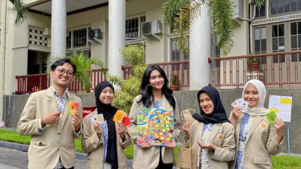 Mahasiswa UGM Kembangkan Permainan Edukatif Pengelolaan Sampah